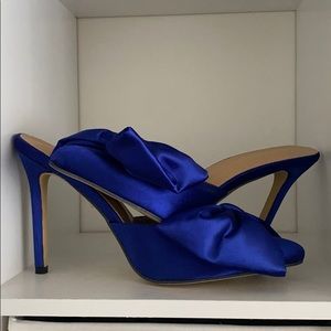 Royal Blue Bow Tie Slip On Heels